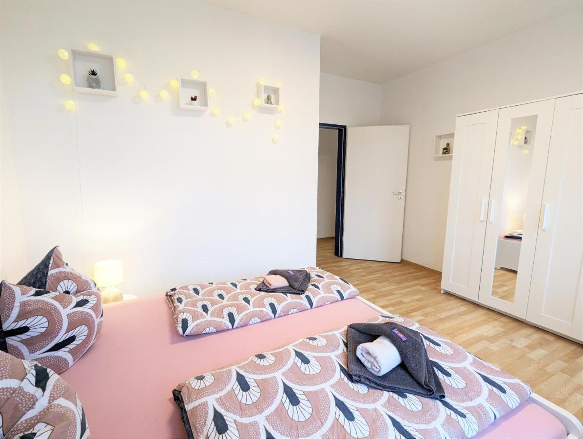 Lichtdurchflutete Helle Wohnung Mit Garten Sauna & Pool - Hw3 Sebnitz Extérieur photo