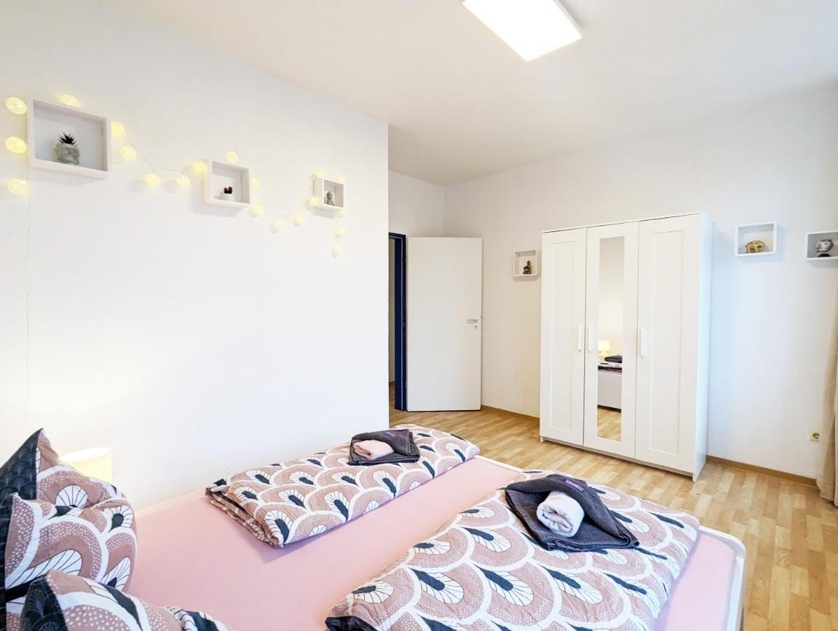 Lichtdurchflutete Helle Wohnung Mit Garten Sauna & Pool - Hw3 Sebnitz Extérieur photo