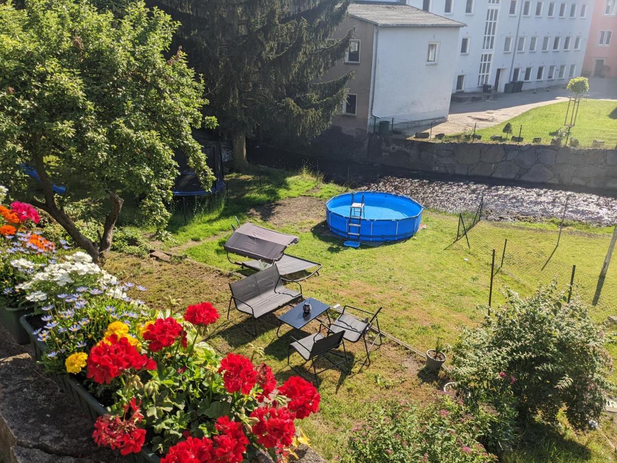 Lichtdurchflutete Helle Wohnung Mit Garten Sauna & Pool - Hw3 Sebnitz Extérieur photo